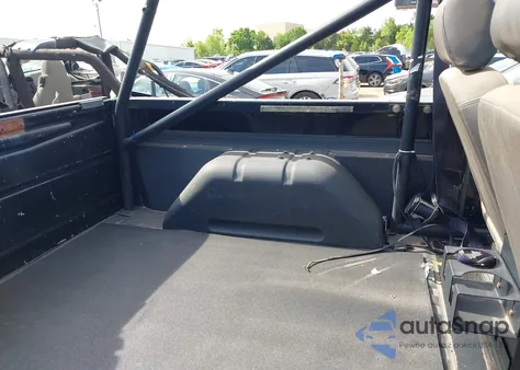 1977 Ford Bronco из США, поврежденный, VIN U15GL091251